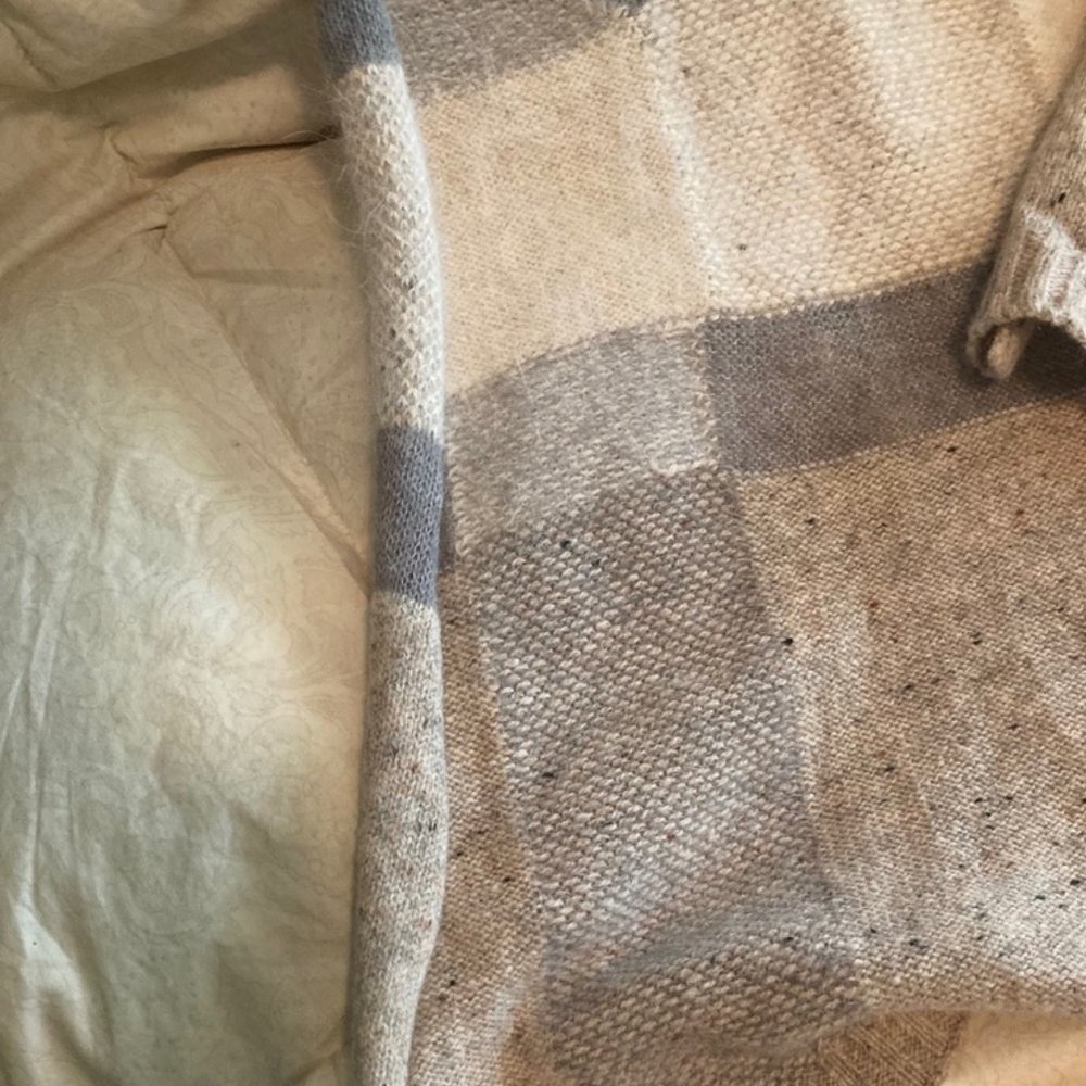 Echo scarf/shawl - Picture 15 of 16